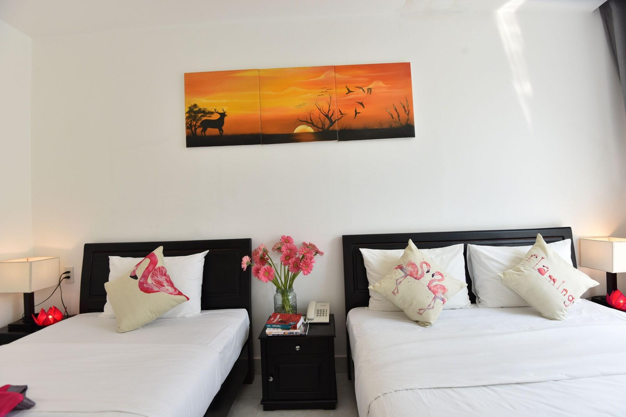 Flamingo Villa Homestay - Big Rooms With Balcony - Close To Hoi An Old Town 200M & Temple Bridge - Large Outside Pool For Sun Bathing Exterior foto