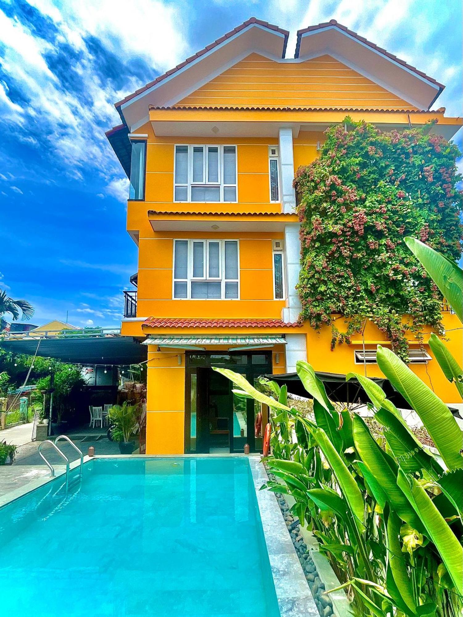 Flamingo Villa Homestay - Big Rooms With Balcony - Close To Hoi An Old Town 200M & Temple Bridge - Large Outside Pool For Sun Bathing Exterior foto