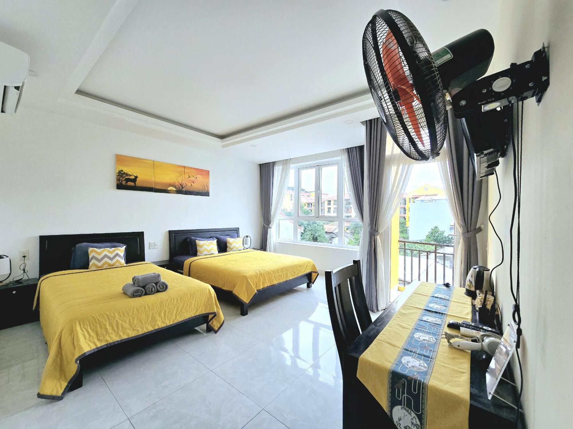 Flamingo Villa Homestay - Big Rooms With Balcony - Close To Hoi An Old Town 200M & Temple Bridge - Large Outside Pool For Sun Bathing Exterior foto