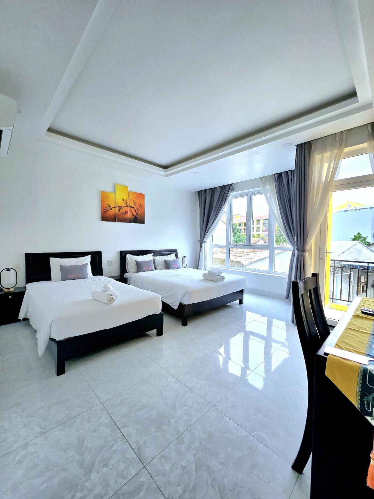 Flamingo Villa Homestay - Big Rooms With Balcony - Close To Hoi An Old Town 200M & Temple Bridge - Large Outside Pool For Sun Bathing Exterior foto