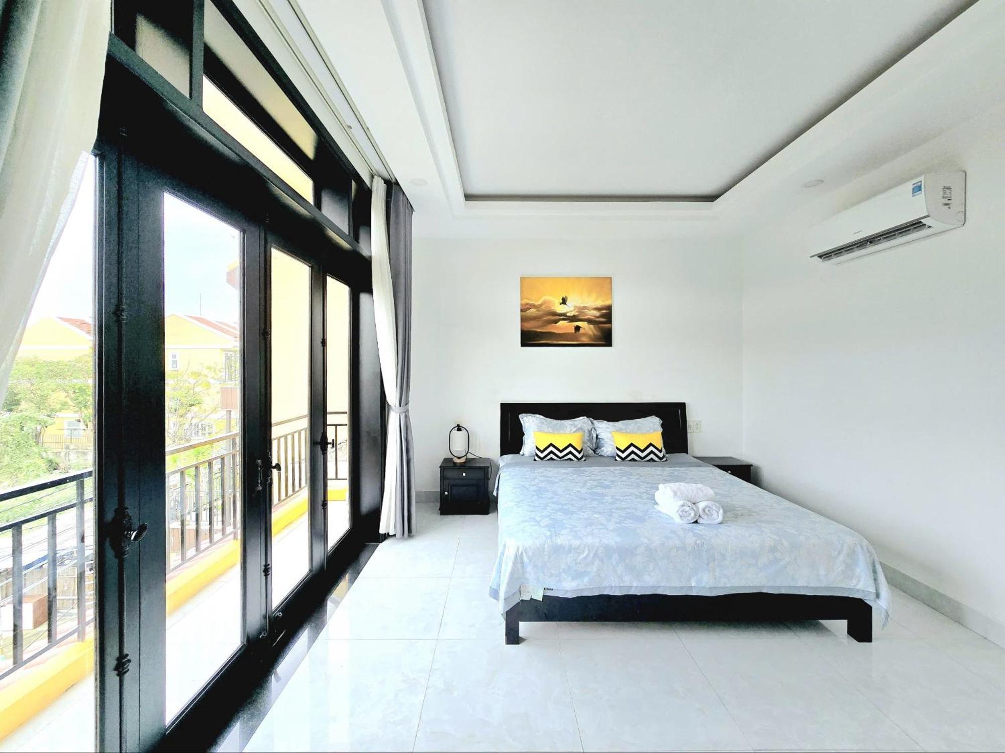 Flamingo Villa Homestay - Big Rooms With Balcony - Close To Hoi An Old Town 200M & Temple Bridge - Large Outside Pool For Sun Bathing Exterior foto