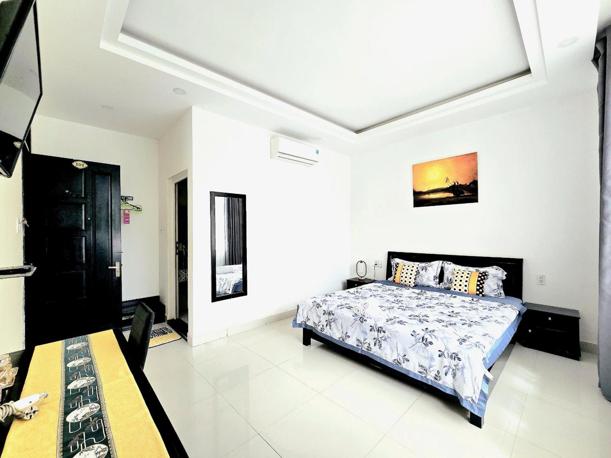 Flamingo Villa Homestay - Big Rooms With Balcony - Close To Hoi An Old Town 200M & Temple Bridge - Large Outside Pool For Sun Bathing Exterior foto
