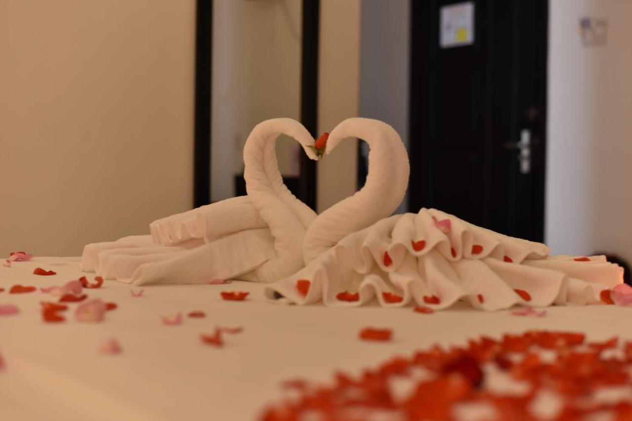 Flamingo Villa Homestay - Big Rooms With Balcony - Close To Hoi An Old Town 200M & Temple Bridge - Large Outside Pool For Sun Bathing Exterior foto