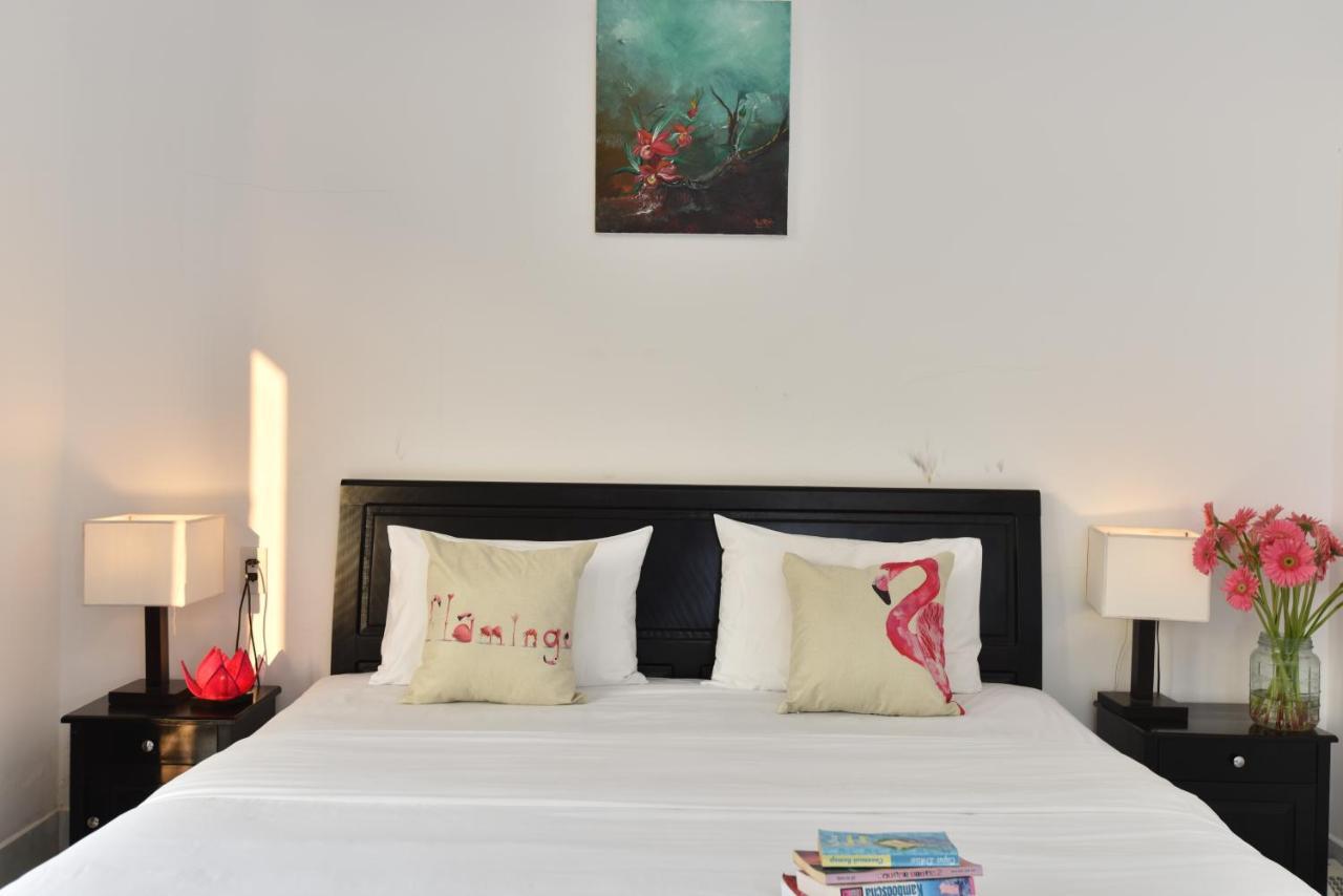 Flamingo Villa Homestay - Big Rooms With Balcony - Close To Hoi An Old Town 200M & Temple Bridge - Large Outside Pool For Sun Bathing Exterior foto